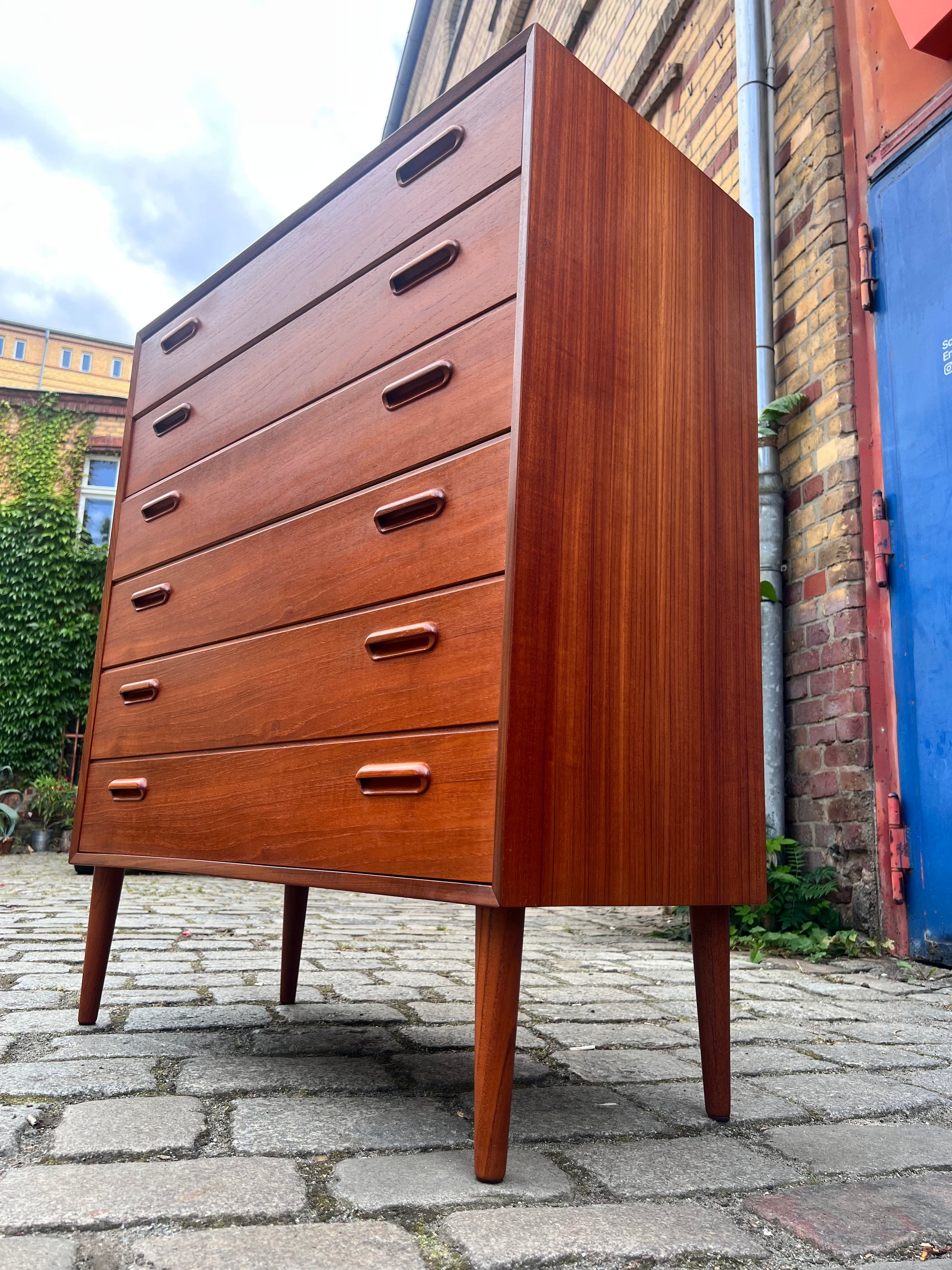 Breite Kommode Teak zugeschrieben Borge Mogensen