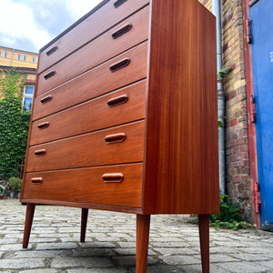 Breite Kommode Teak zugeschrieben Borge Mogensen