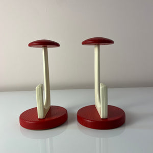 Set: 2x Wandhaken weiß rot