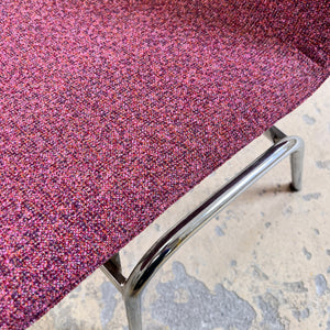 Sessel Lufthavnsstol brombeer-pink Chrom von Anden Arkitekt für Duba Møbelindustri