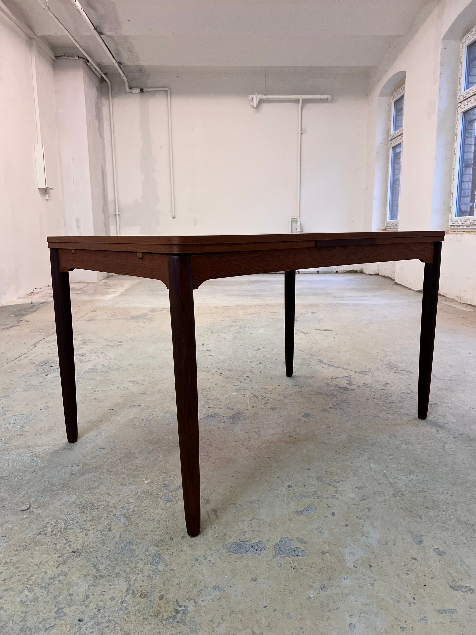 Ausziehbarer Esstisch Teak aus Dänemark