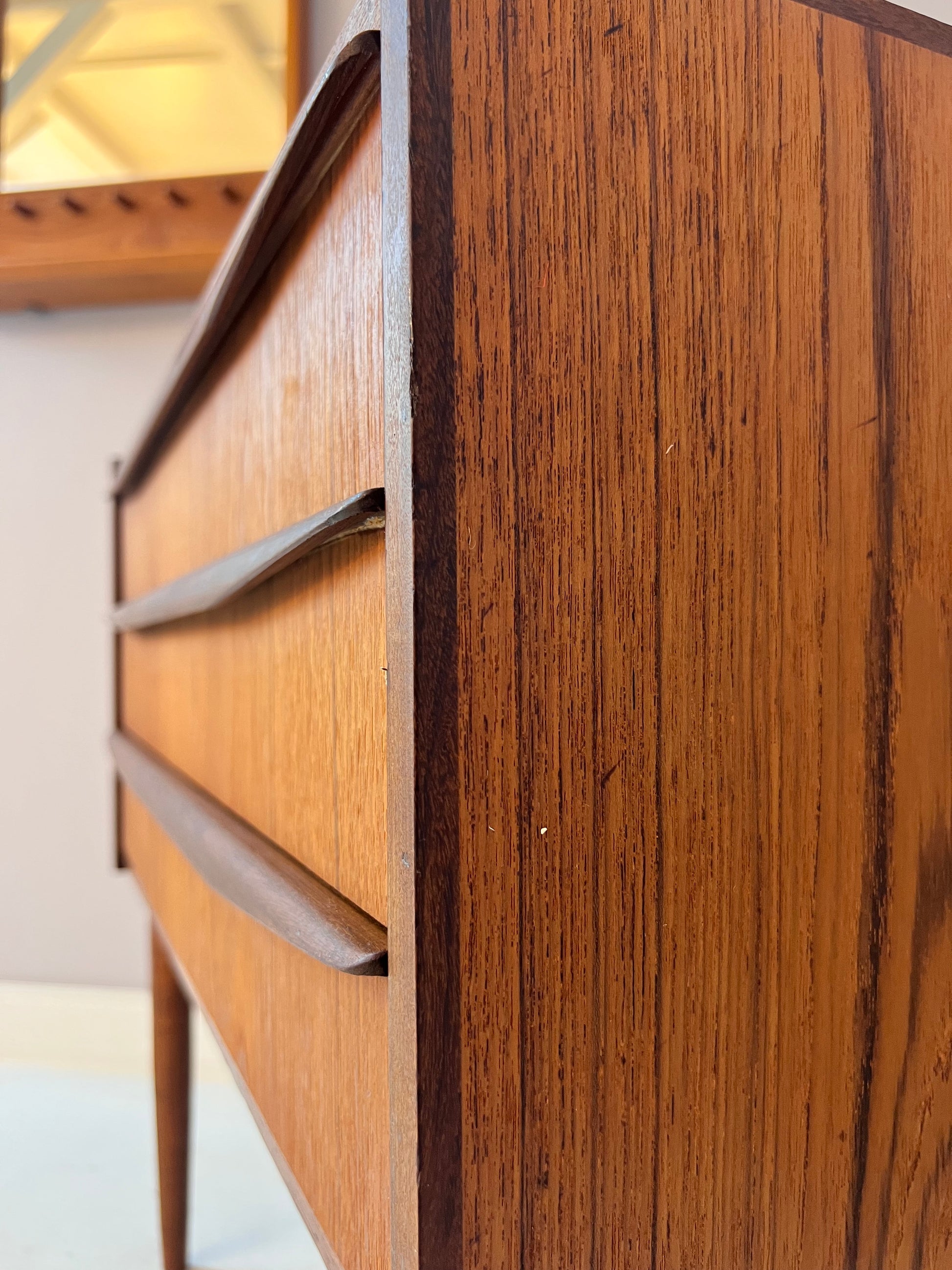 Kleine Schubladenkommode Teak aus Dänemark
