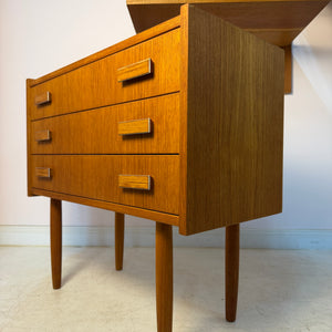 Kleine Kommode Teak von Ejsing Møbelfabrik