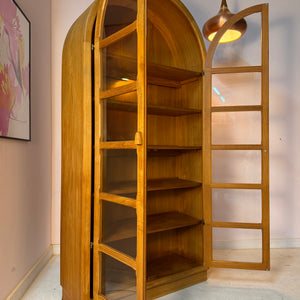 Rundbogen Vitrine Teak von Dyrlund