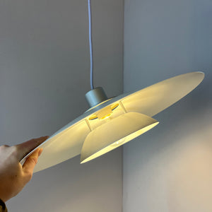 Lamellenlampe weiß silber von Design Light