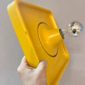 Wandlampe gelb von Schönbuch
