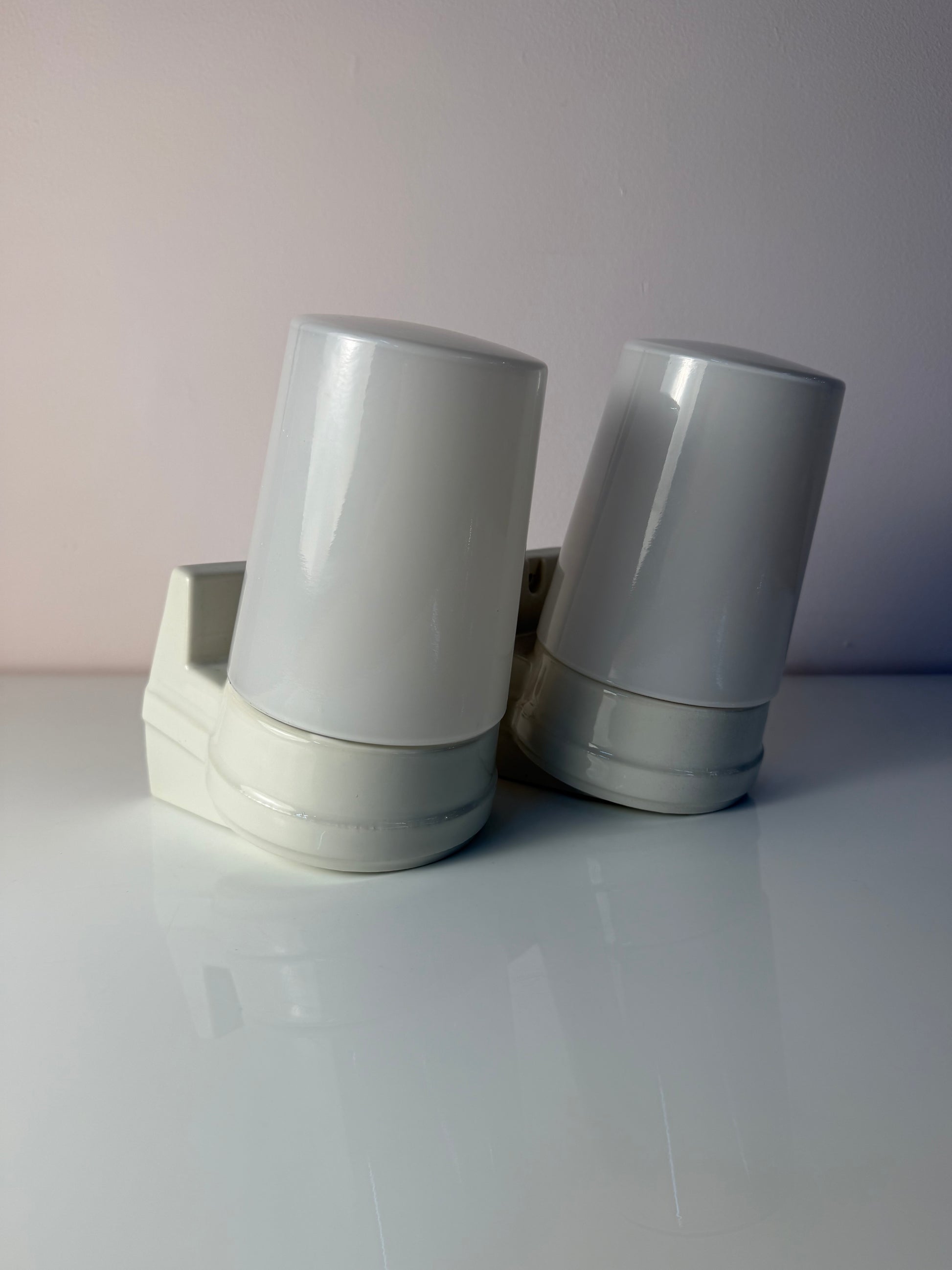 Set: 2x Wandlampe Modell 6070 weiß Sigvard Bernadotte für Ifö