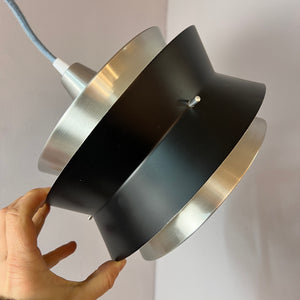 Lamellenlampe Trava schwarz silber von Carl Thore für Granhaga