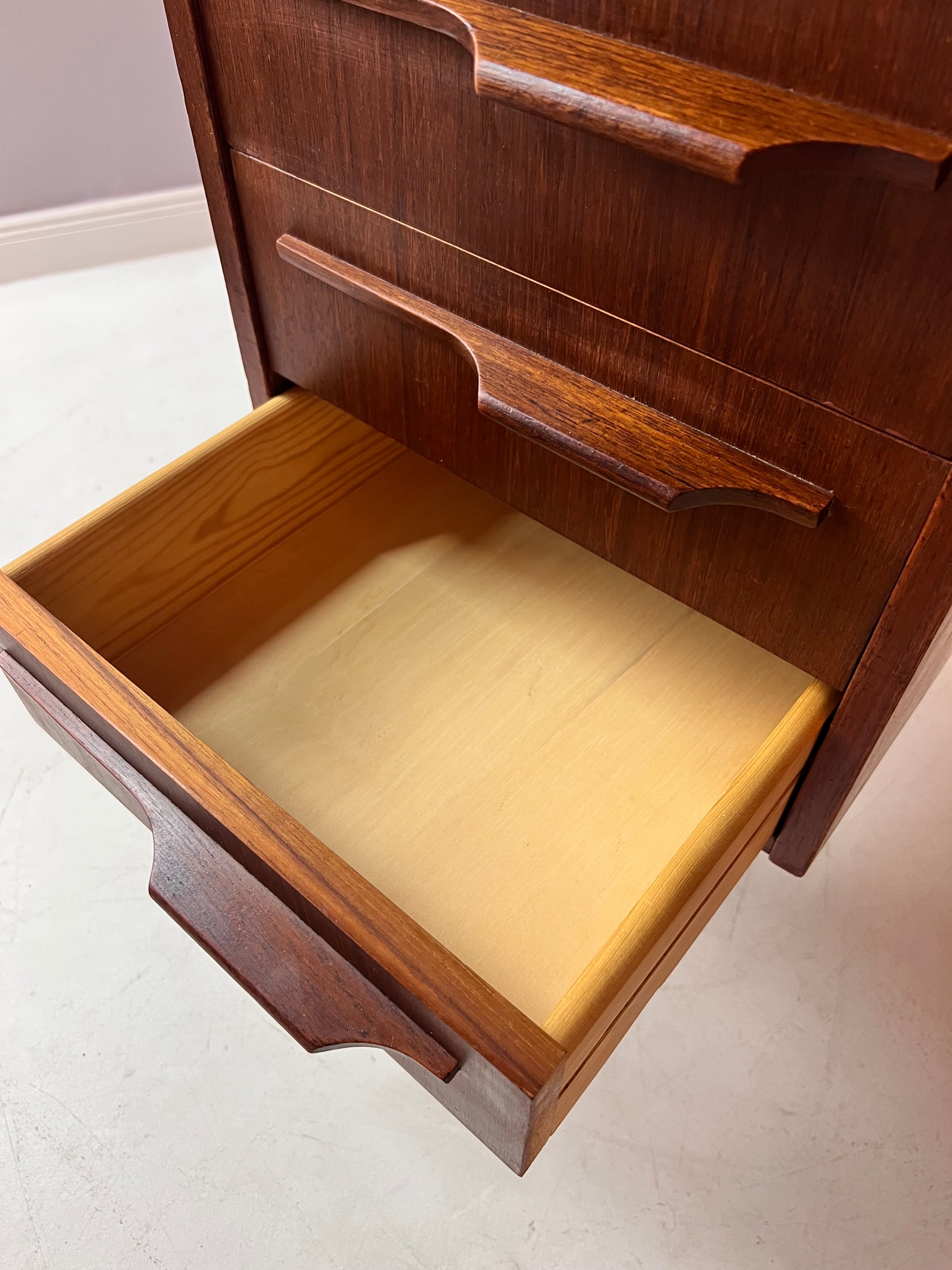Schreibtisch „Boomerang“ Teak von IMHA Möbel