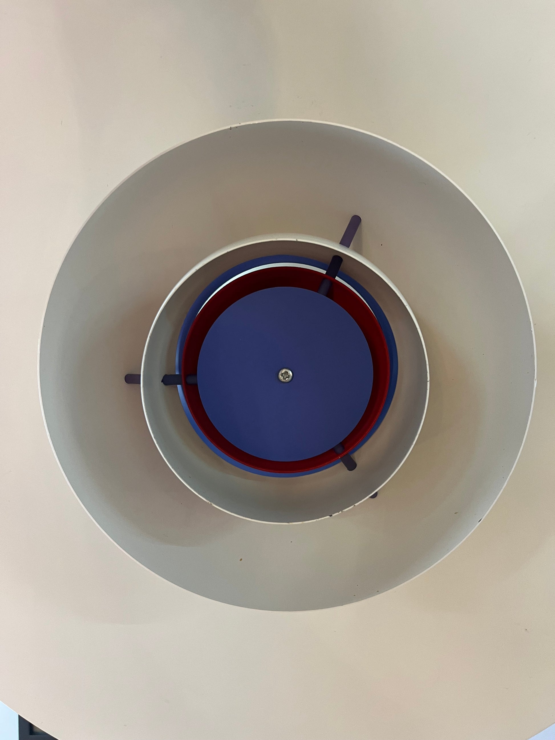 Lamellenlampe PH5 weiß von Poul Henningsen für Louis Poulsen