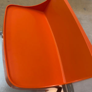 Wandregal orange Kunststoff mit Garderobenhaken
