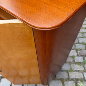 Wäscheschrank Ahorn & Nussbaum aus Deutschland