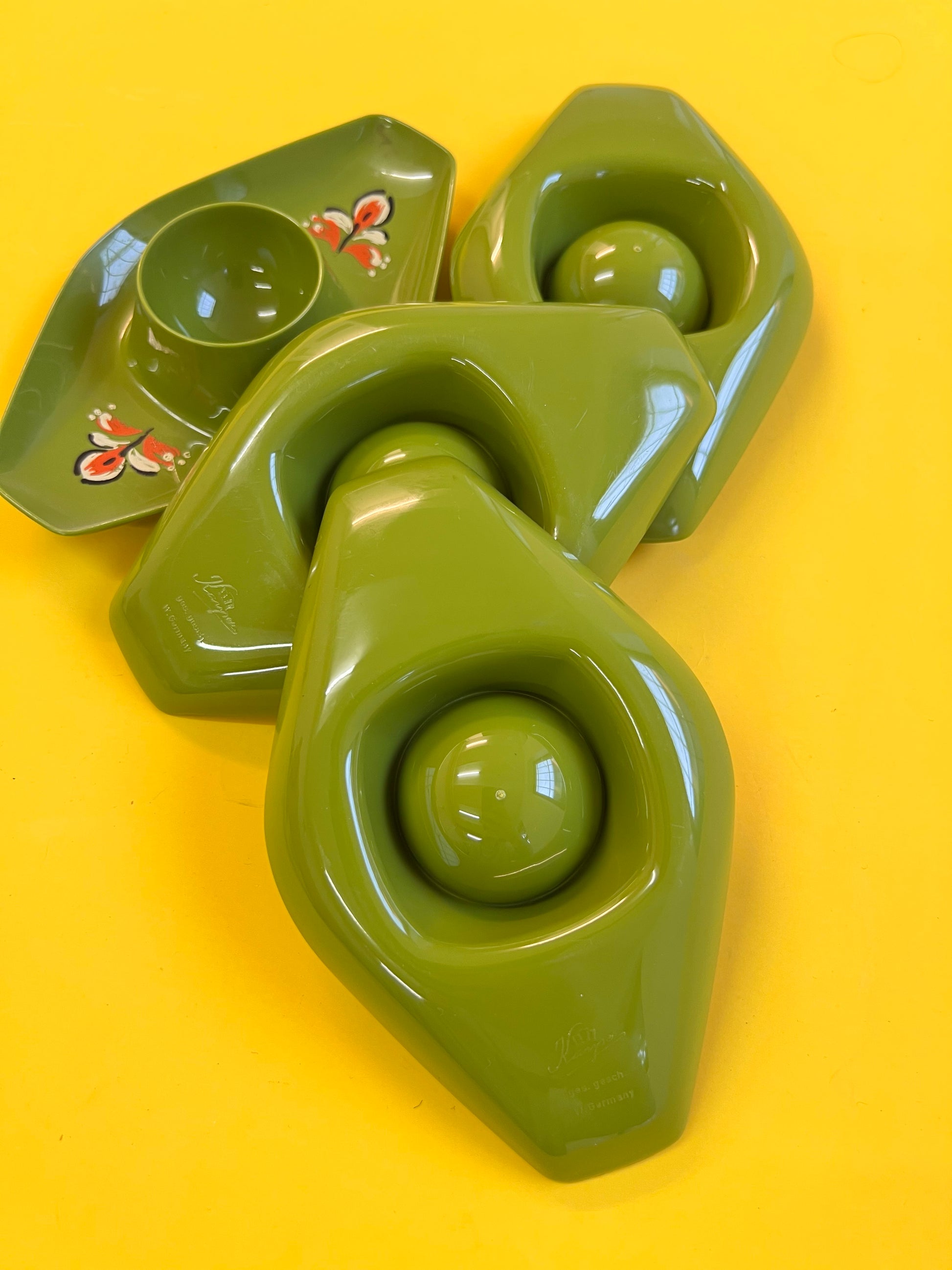 Set: 4x Eierbecher stapelbar grün von Kayser Westdeutschland