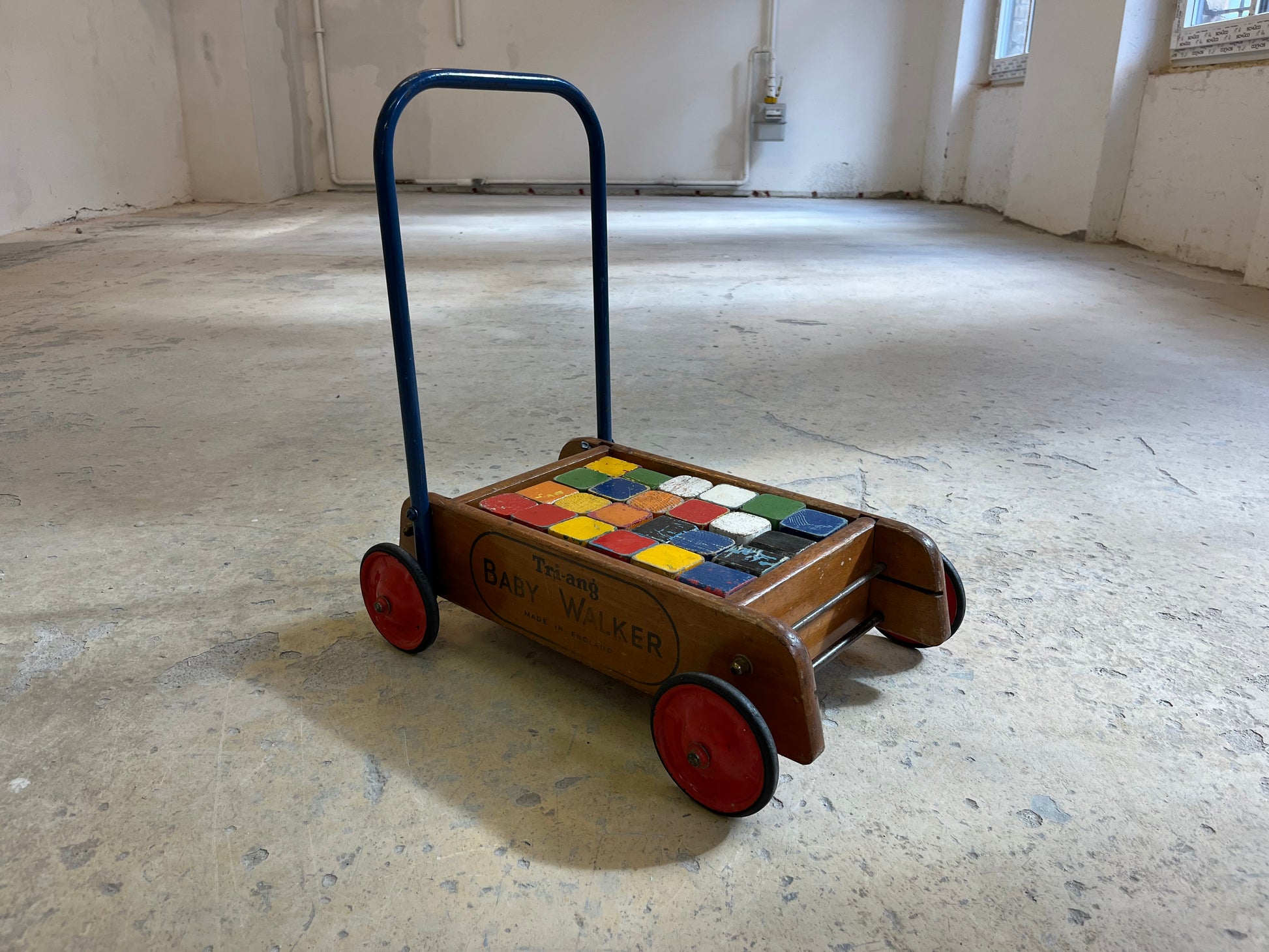 Lauflernwagen von Tri-ang - Made in England
