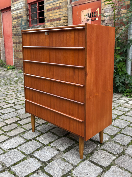 Kommode Teak mit durchgängigen Griffen