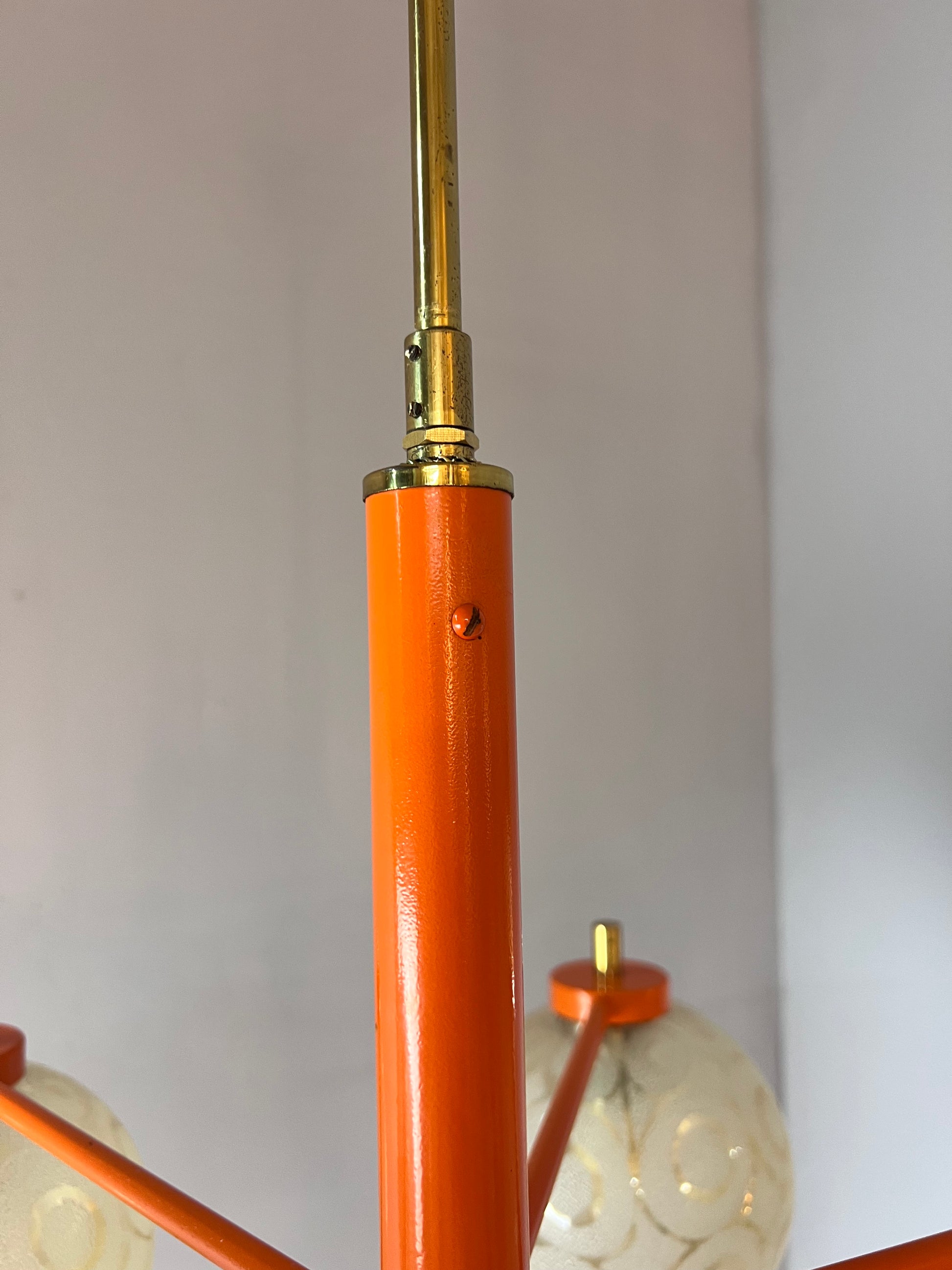 Kronleuchter orange creme