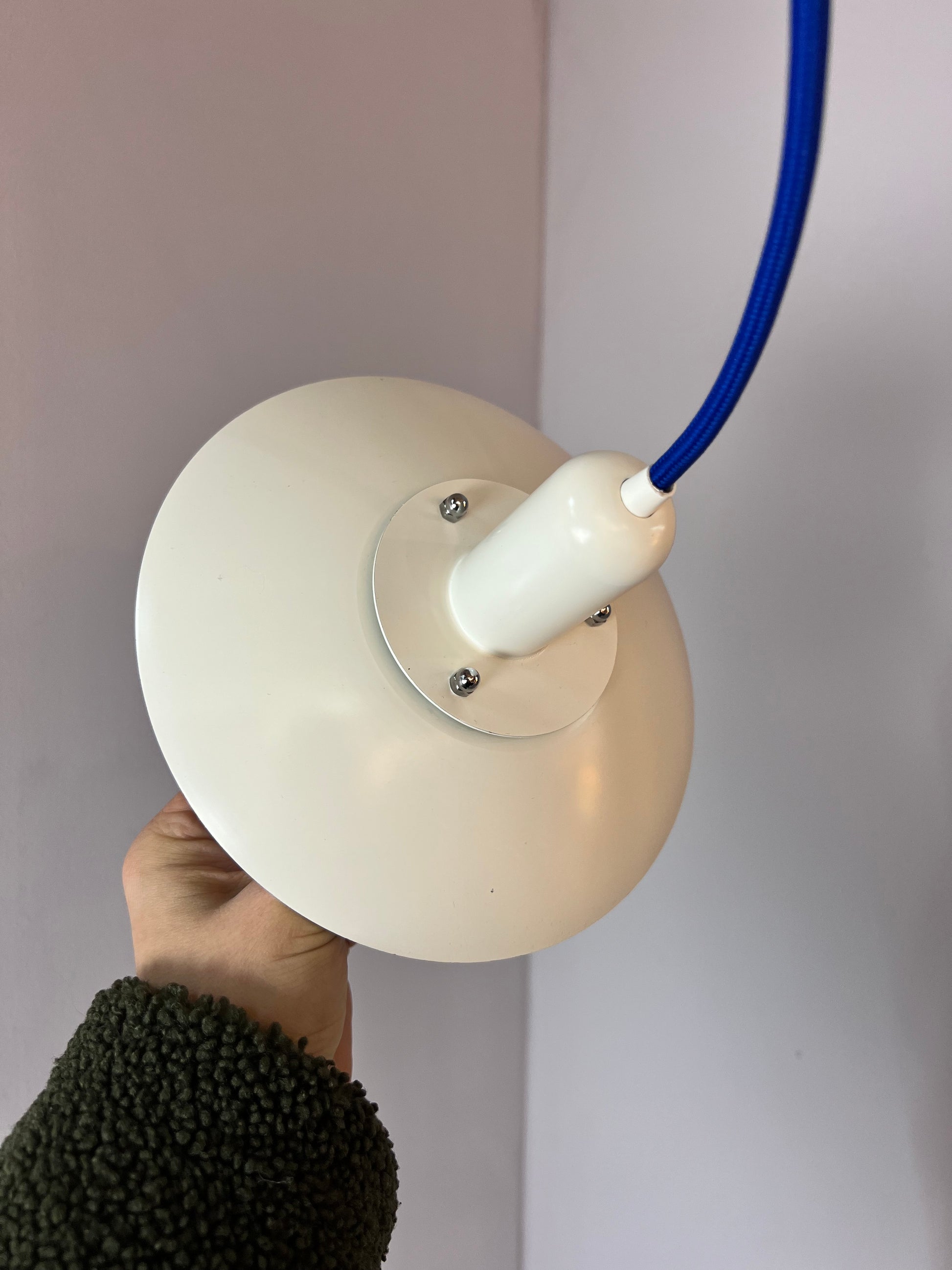 Kleine Lamellenlampe weiß aus Dänemark