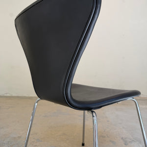 Polsterstuhl Serie 7 schwarz Echtleder von Arne Jacobsen für Fritz Hansen