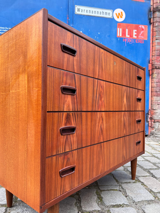 Flache Kommode Teak aus Dänemark