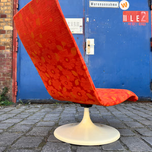 Sessel mit Tulpenfuß orange creme 70er