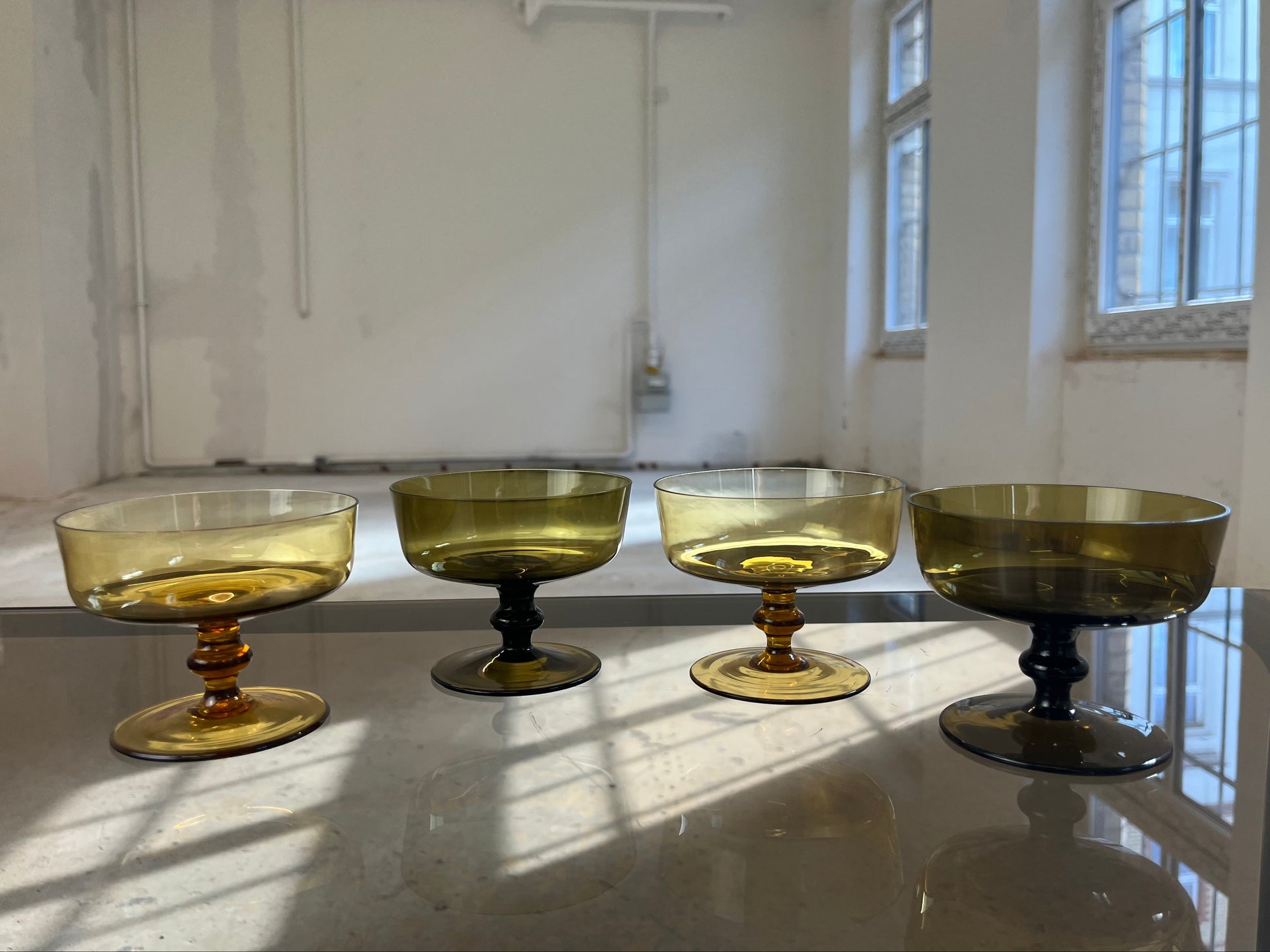 Set: 4x Champagner Schale braun Glas