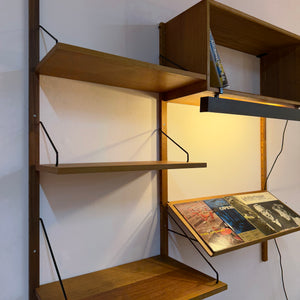 Wandregal Royal System Teak mit Lampe von Poul Cadovius