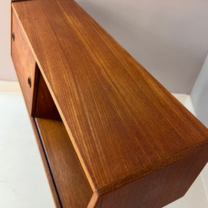 Kommode No. 31 Teak von Aksel Kjersgaard