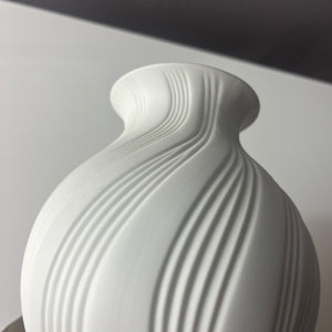 Vase 0216 Biskuitporzellan von Manfred Frey für Kaiser