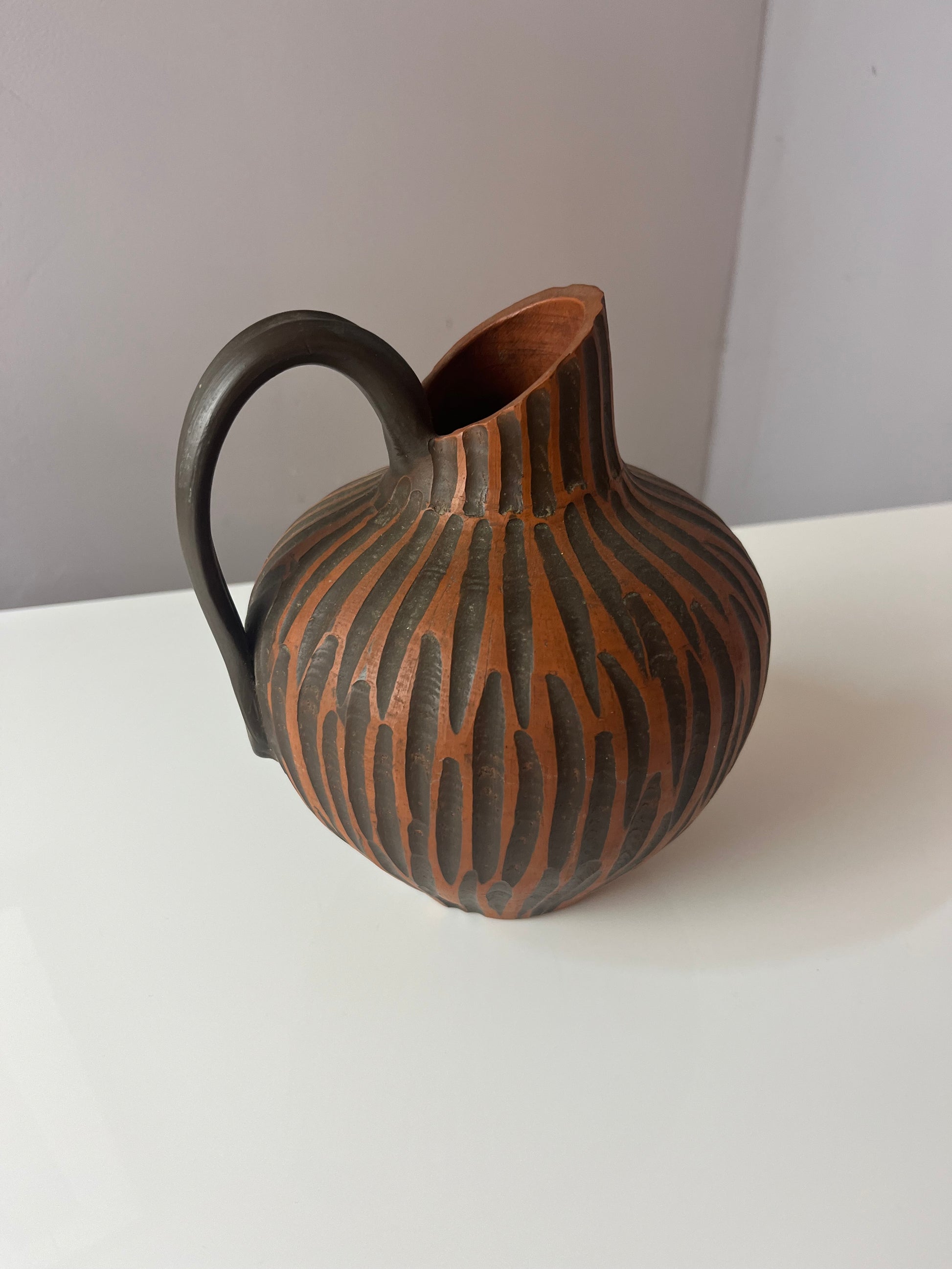 Vase Model Rhodos in Ritzdekor Handarbeit von Eiwa Keramik