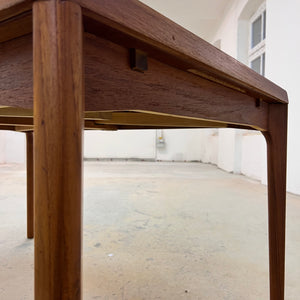 Ausziehbarer Esstisch Teak von Henning Kjærnulf