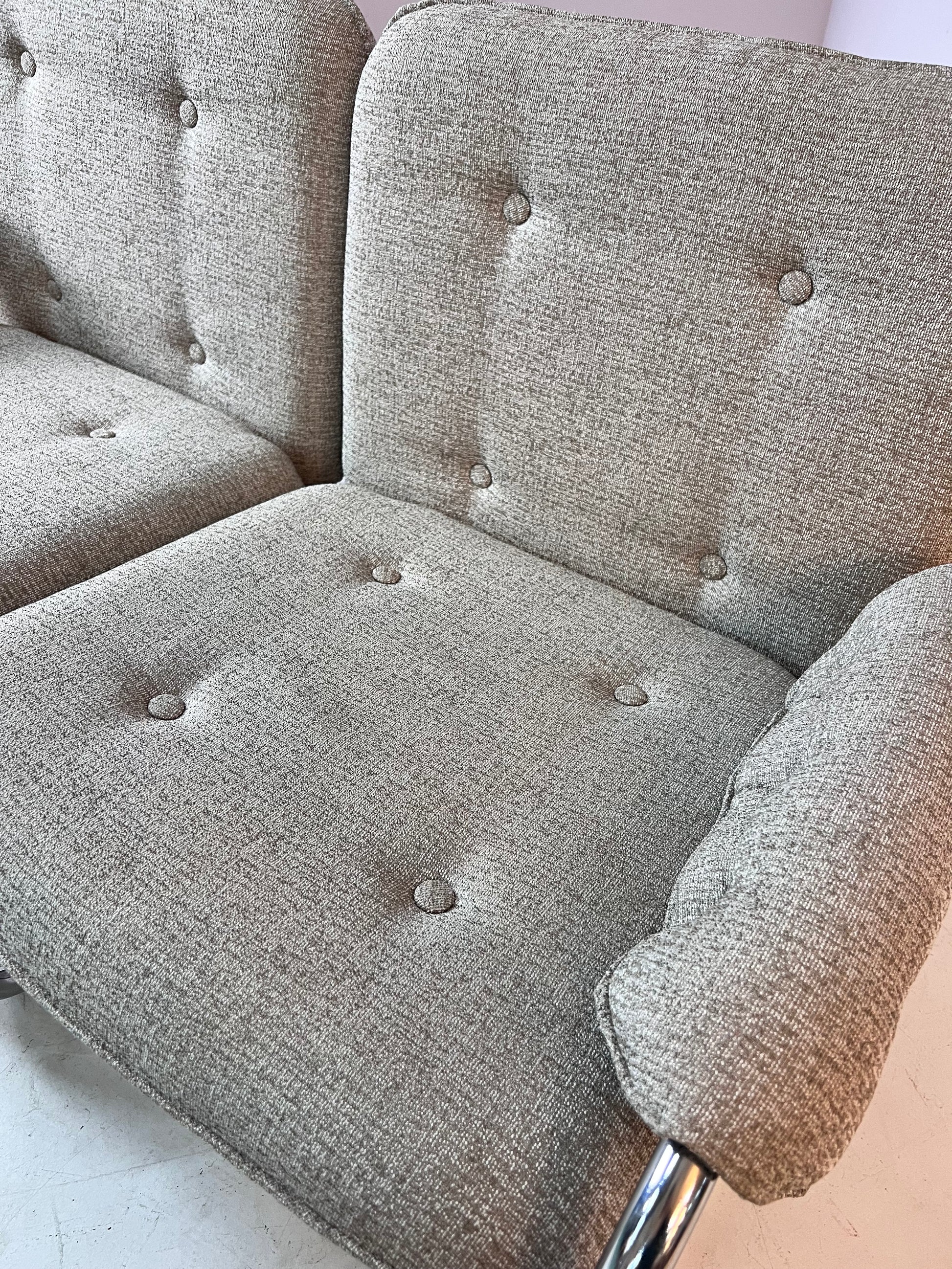 Zweisitzer Sofa Halina von Hellerau