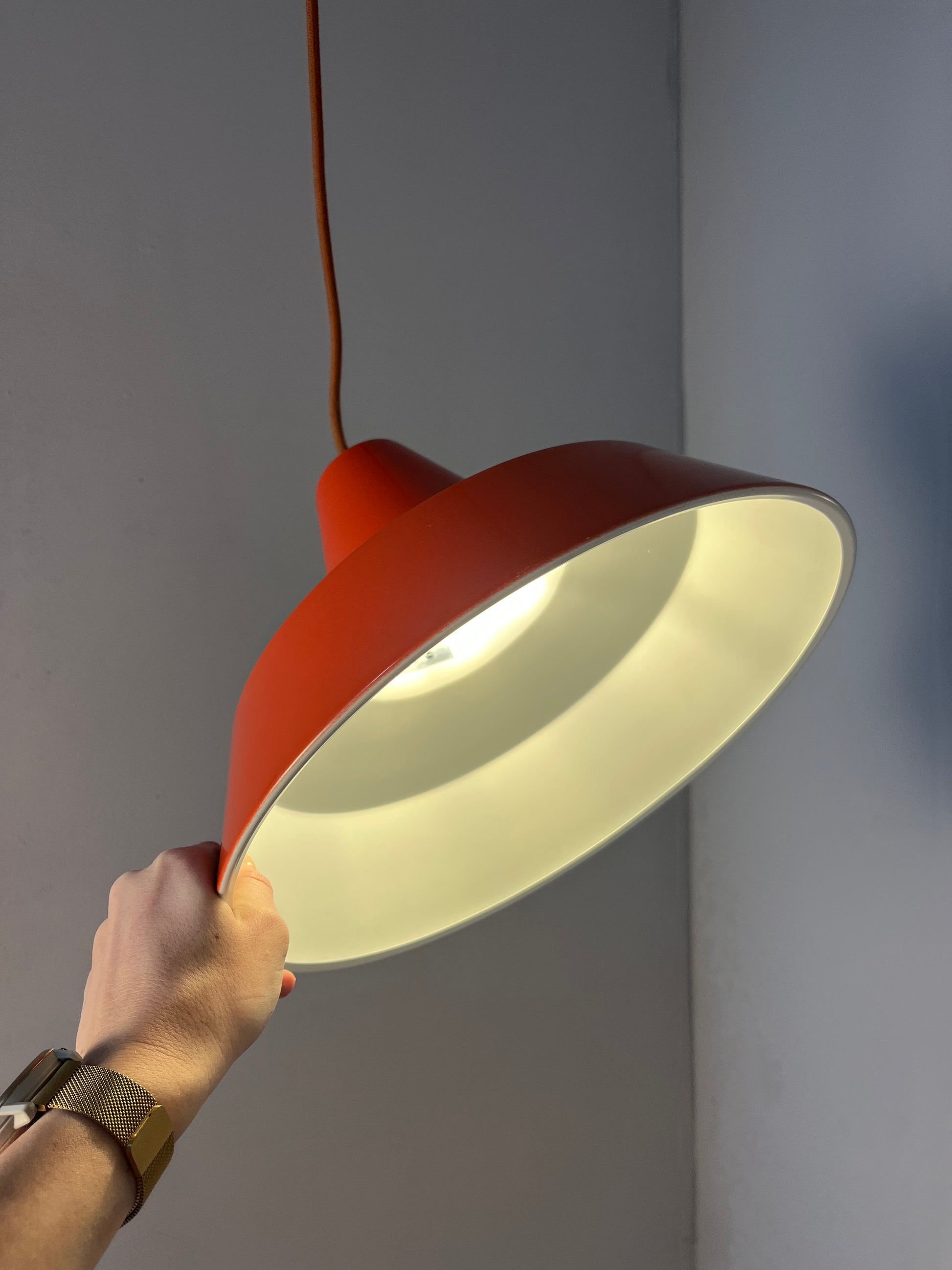 Industrielampe orangerot Metall