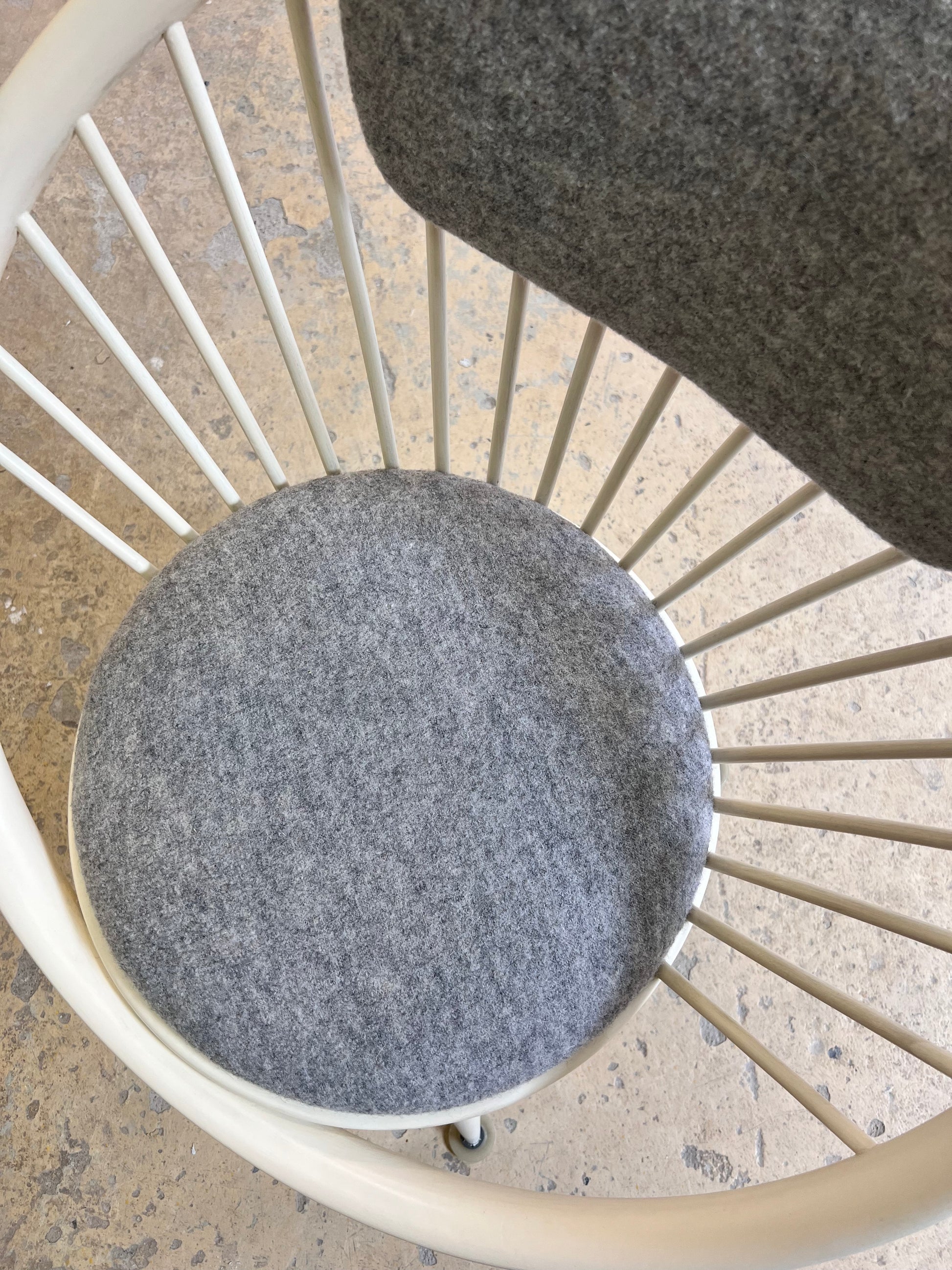 Circle Chair weiß von Yngve Ekström für Swedese