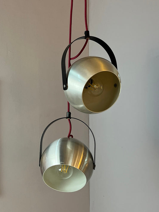 Kugellampe mit Kippmechanismus silber schwarz