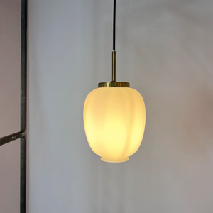 Hängelampe Opalglas Messing von Bent Karlby für Lyfa