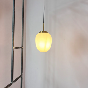 Hängelampe Opalglas Messing von Bent Karlby für Lyfa