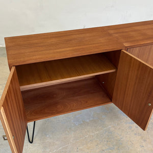 Sideboard Teak mit Flügeltüren & Messinggriffen