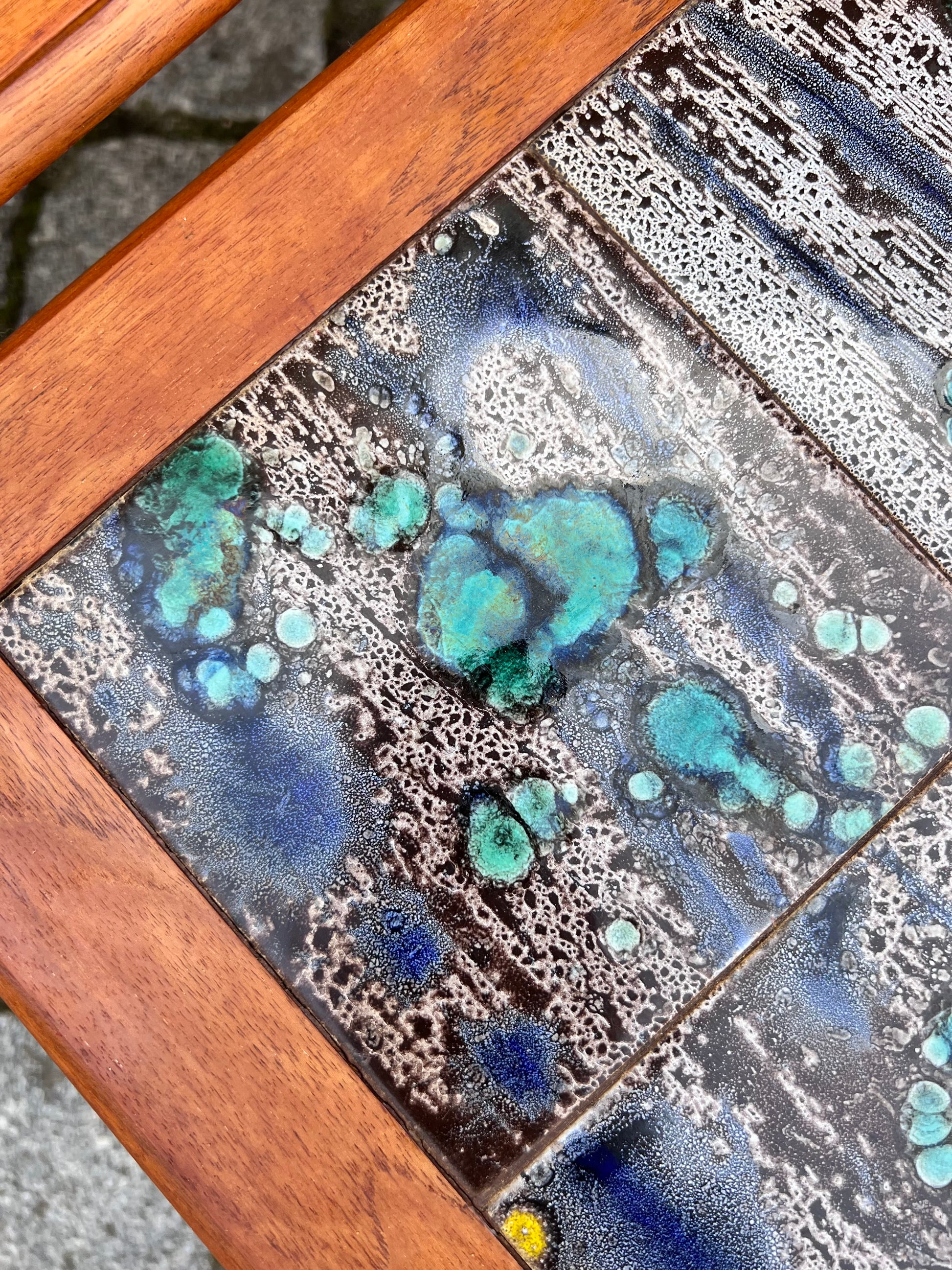 Satztische grau grün Fliesen Teak aus Dänemark