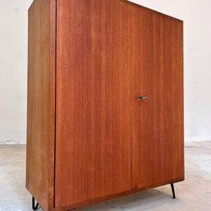 Schrank Teak von IDEE Möbel