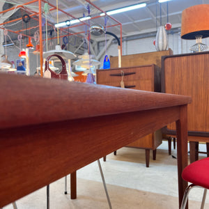Esstisch Teak von Henning Kjaernulf