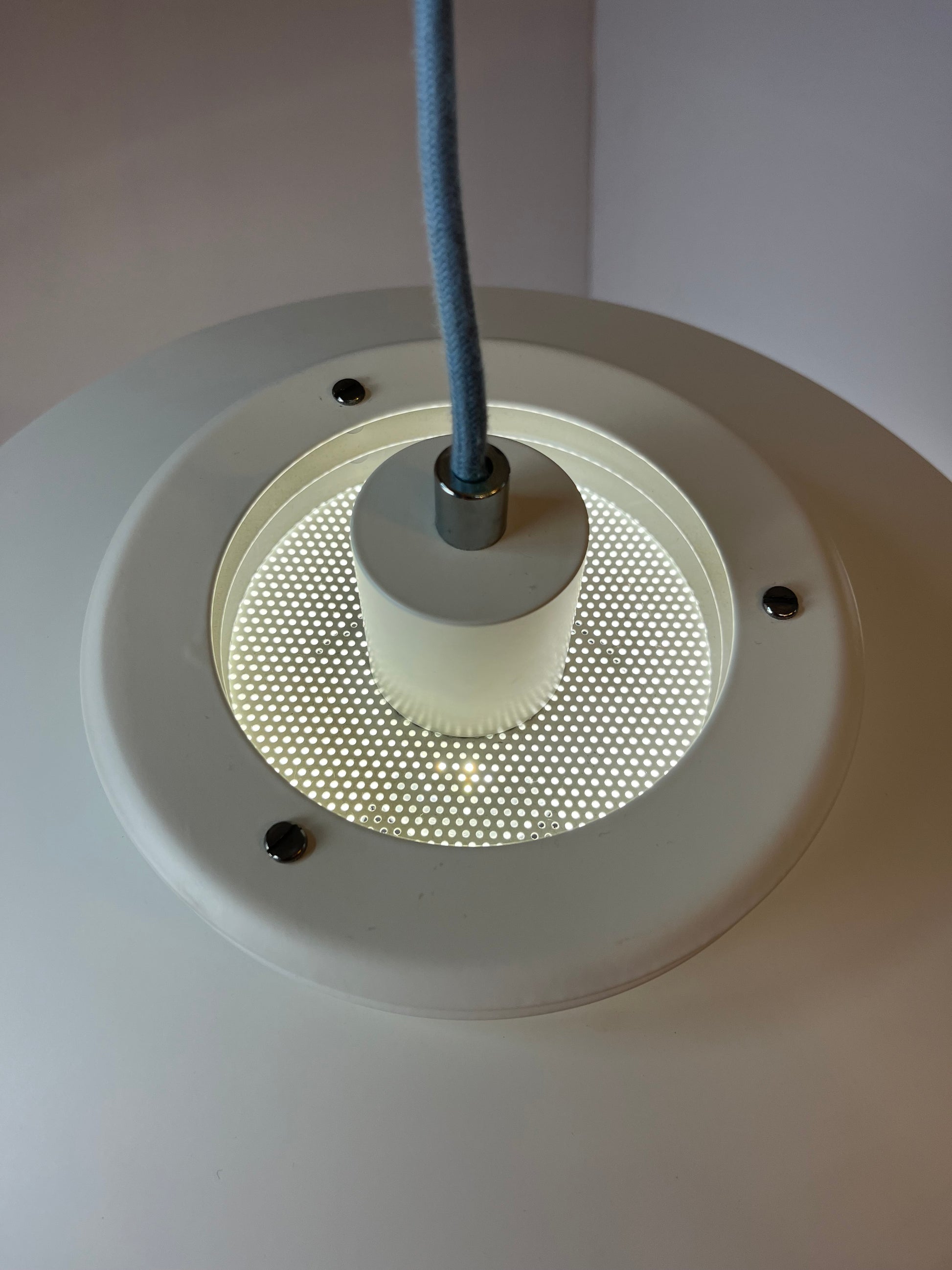 Lamellenlampe weiß aus Dänemark