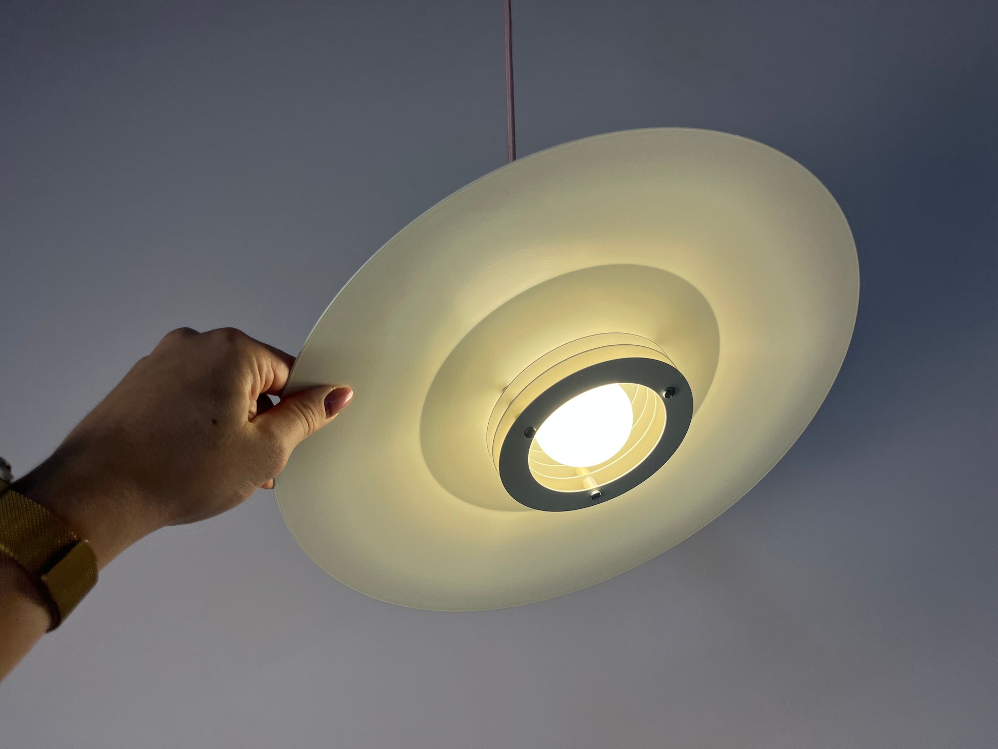 Lamellenlampe Typ 4000 weiß von Lyfa
