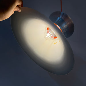 Hängelampe silber orange aus Dänemark
