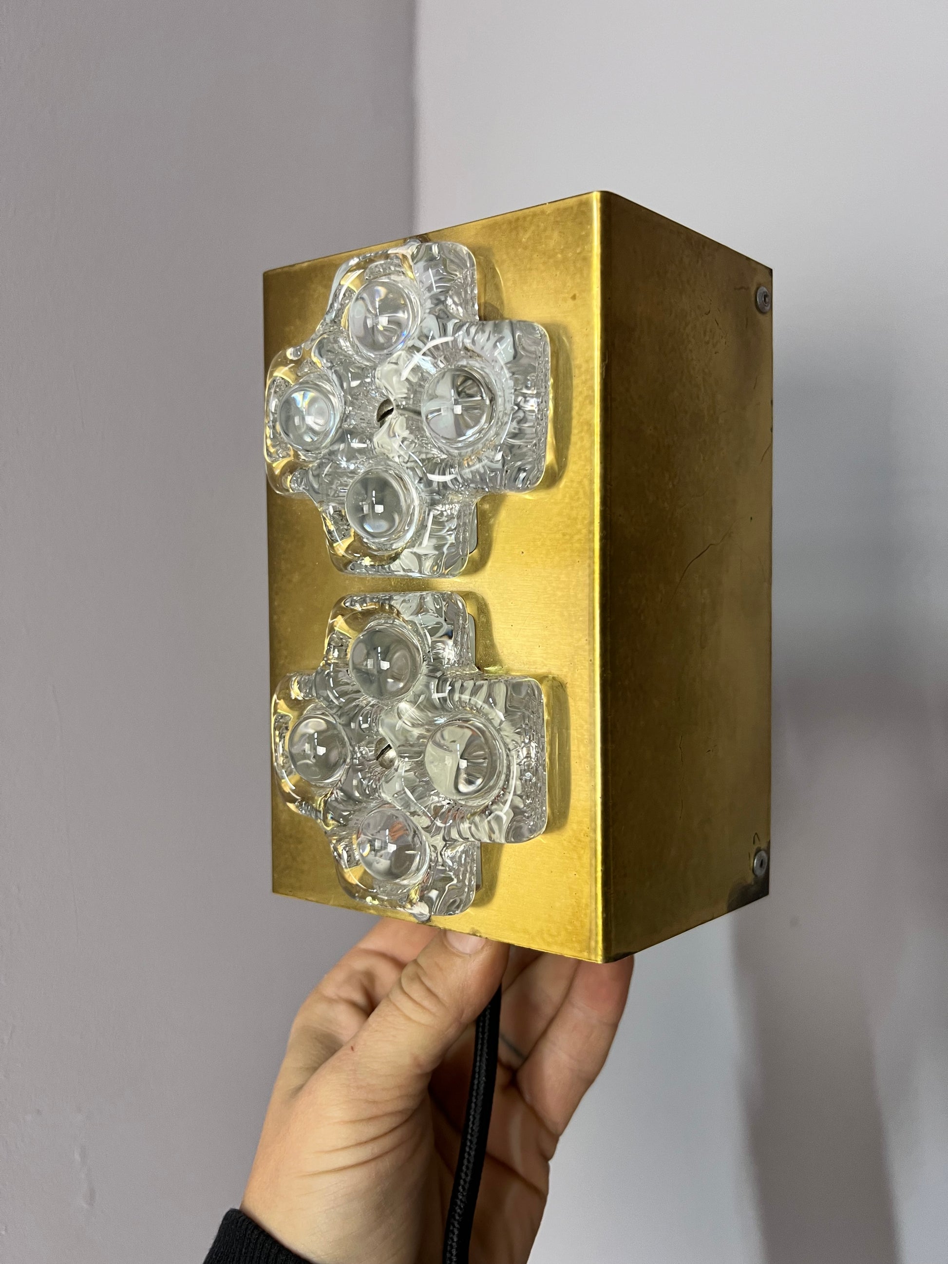 Wandlampe Eisglas & Messing