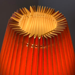 Tischlampe weiß Glas mit rosa Schirm