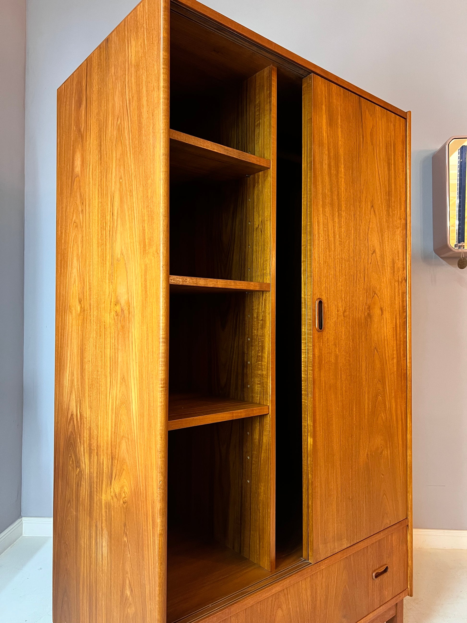 Kleiderschrank Teak aus Dänemark