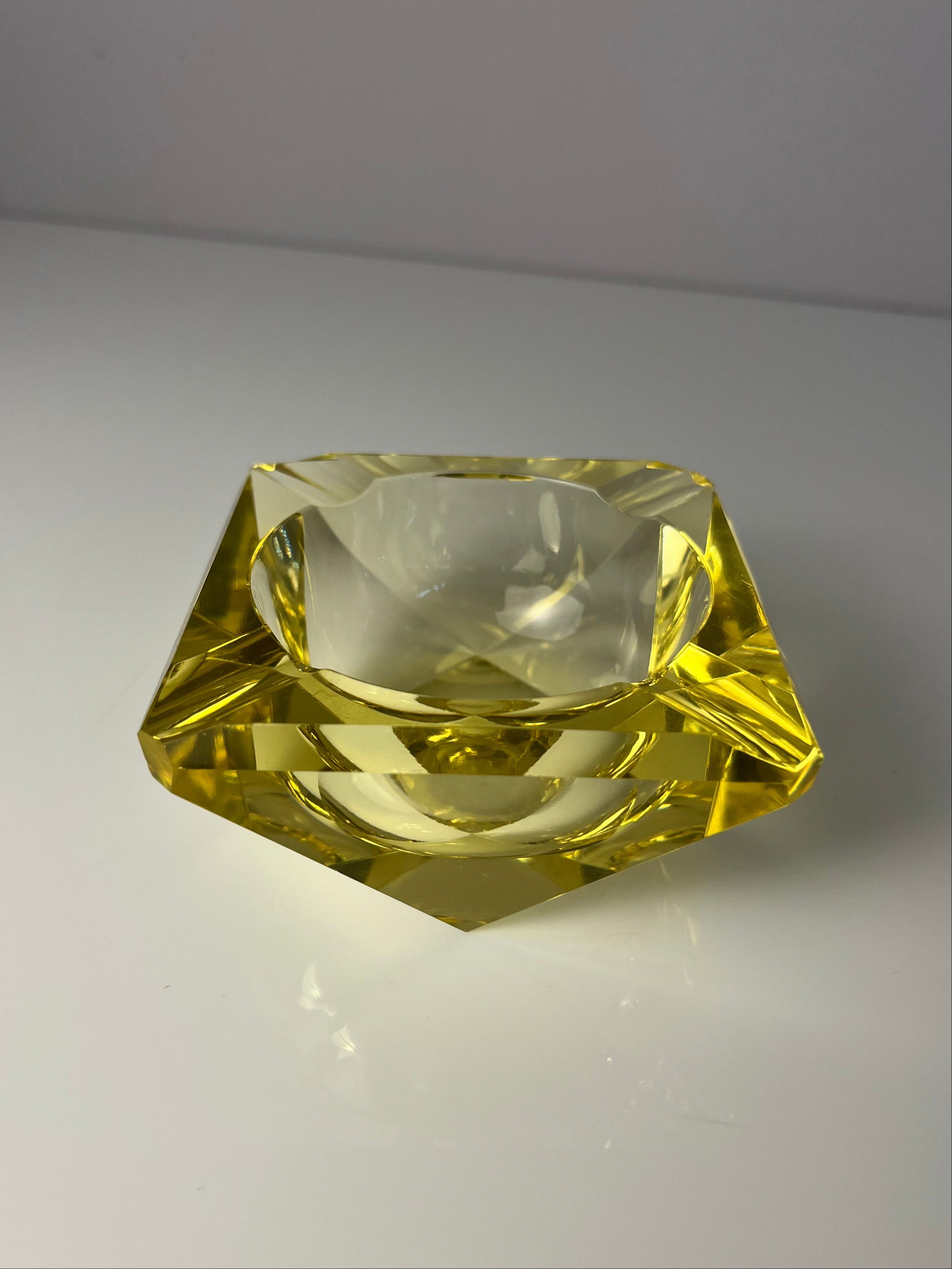 Aschenbecher gelb Kristallglas