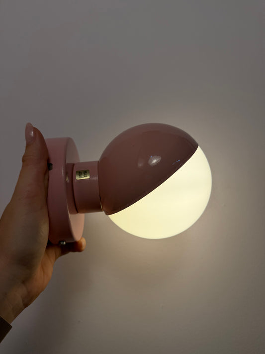 Wandlampe Typ 0330 rosa aus Dänemark