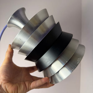 Lamellenlampe Trava silber schwarz lila von Carl Thore für Granhaga