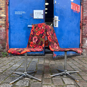 Set: 2x Drehstuhl rot floral von EKA Wohnmöbel